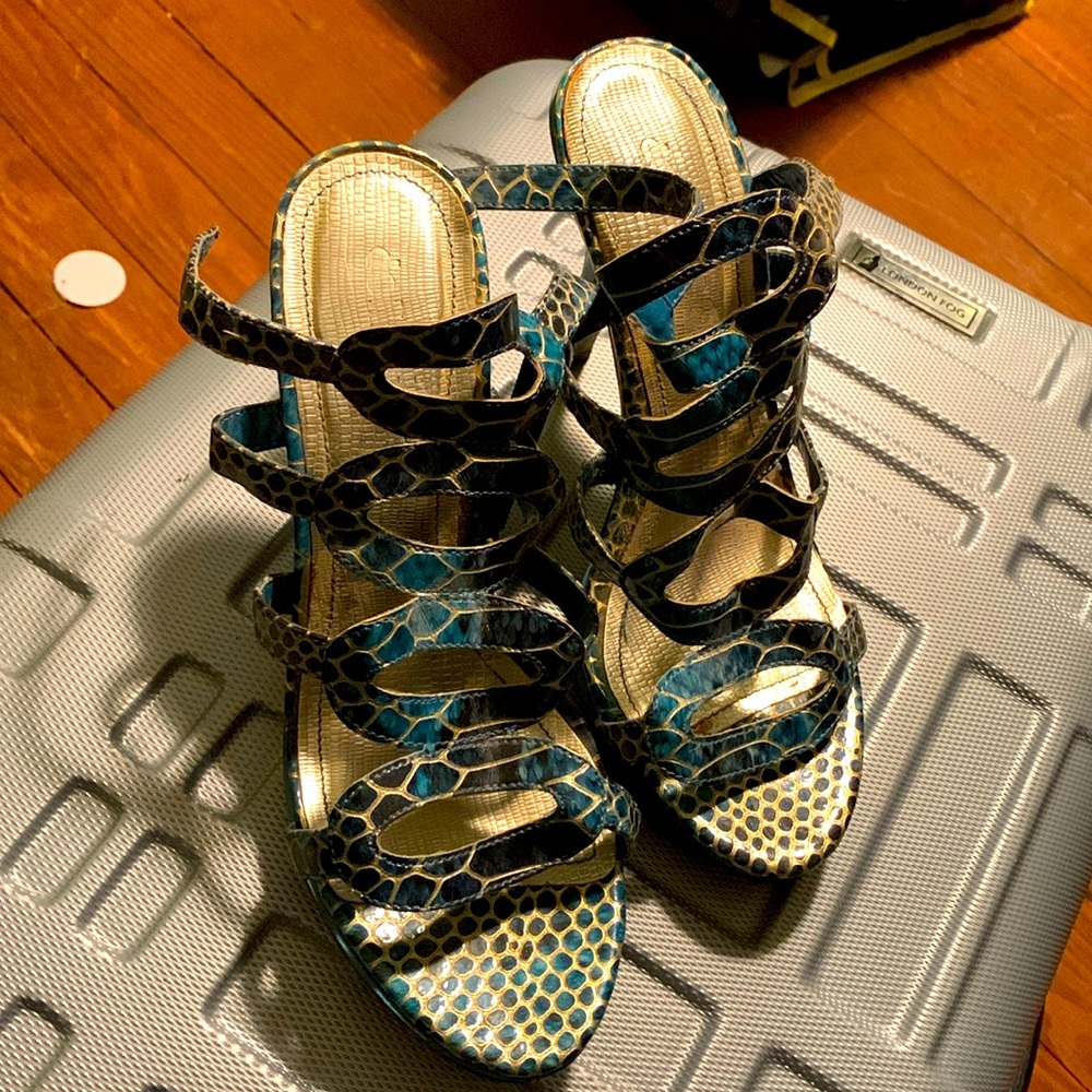 Aqua, Black Goal Trimmed Snake Skin Heels
